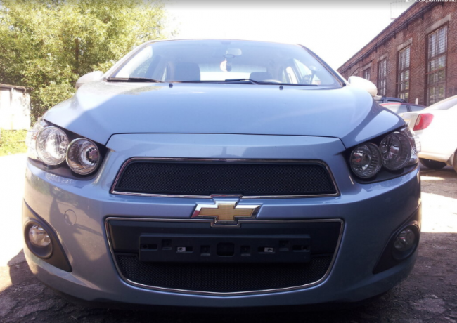 Защита радиатора "Standart" Chevrolet Aveo (2011-2015) верх, чёрная купить недорого с доставкой в Тобольск