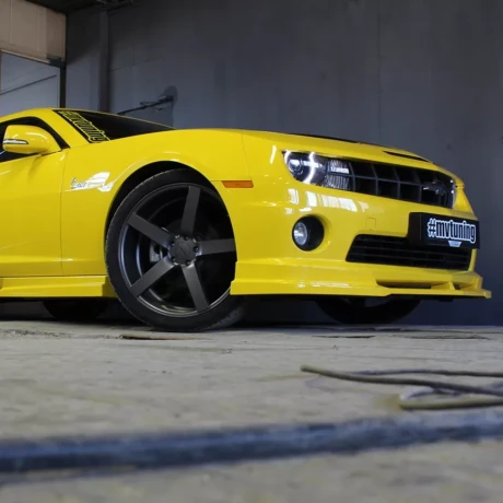 Накладка (юбка) переднего бампера (цельная) для Chevrolet Camaro SS (2009-2012) купить недорого с доставкой в Тобольск