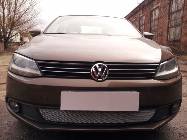Защита радиатора "Standart" Volkswagen Jetta (2010-2014) хром купить недорого с доставкой в Тобольск