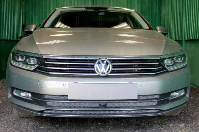 Защита радиатора "Standart" Volkswagen Passat B8 (2014-2019) с фронтальной камерой, хром купить недорого с доставкой в Тобольск