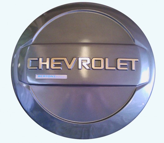 Колпак для запасного колеса "Bertoni" для B@3 2123 "Chevrolet Niv@" не окрашенный купить недорого с доставкой в Тобольск