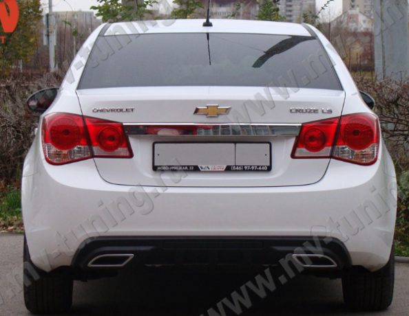 Диффузор заднего бампера var №2 (текстурный пластик) для Chevrolet Cruze (2008-2012) купить недорого с доставкой в Тобольск
