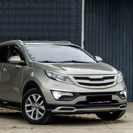 Решетка радиатора (без сетки) вариант №1 для KIA Sportage (3rd)(2010-2016) купить недорого с доставкой в Тобольск