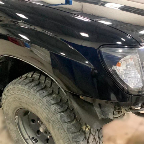 Крыло переднего колеса (пассажирское, правое) для Toyota Land Cruiser 100 купить недорого с доставкой в Тобольск