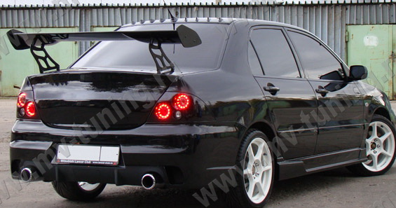 Корпуса под заднюю модульную оптику для Mitsubishi Lancer IX (2003-2009) купить недорого с доставкой в Тобольск