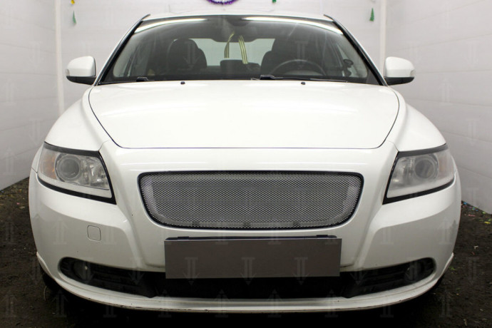 Защита радиатора "Standart" Volvo S40 II рестайлинг (2007-2012) хром, устанавливается вместо штатной купить недорого с доставкой в Тобольск