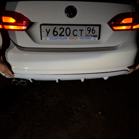 Диффузор заднего бампера "CUSTOM" для Volkswagen Jetta 6 купить недорого с доставкой в Тобольск