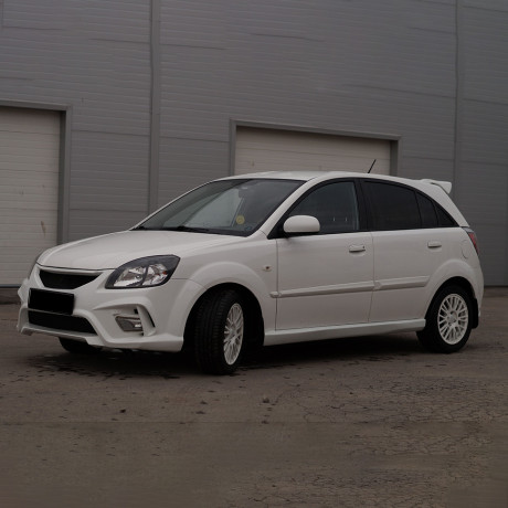 Накладки на пороги для KIA Rio JB (2006-2011) купить недорого с доставкой в Тобольск