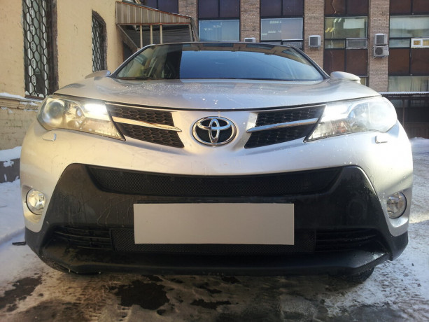 Защита радиатора "Standart" Toyota RAV4 (2012-2015) верх, чёрная купить недорого с доставкой в Тобольск