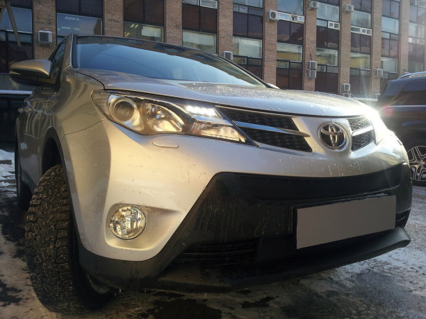 Защита радиатора "Standart" Toyota RAV4 (2012-2015) верх, чёрная купить недорого с доставкой в Тобольск